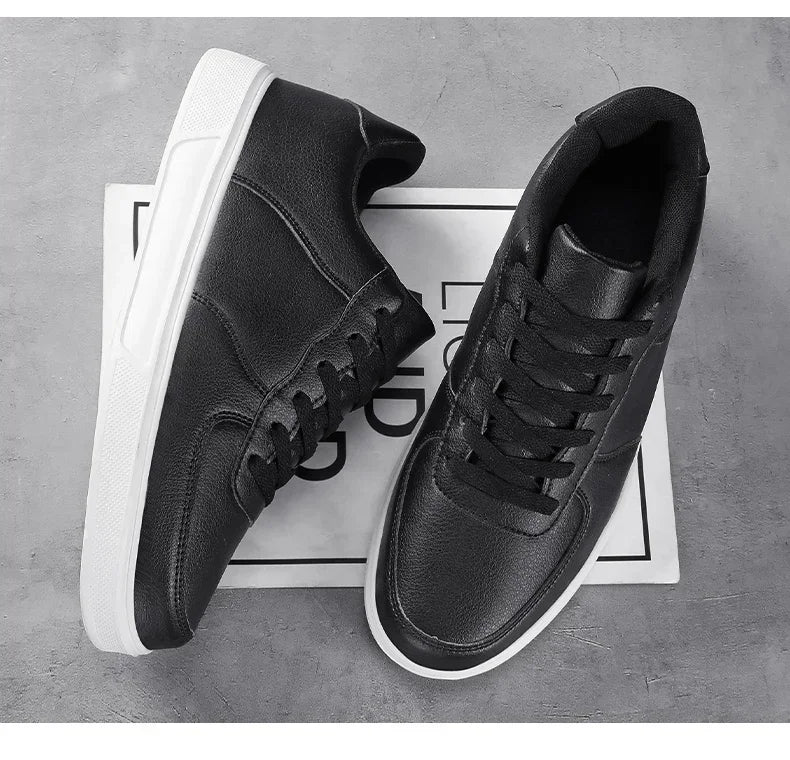 Streetline Men's Clean Simple Sneakers