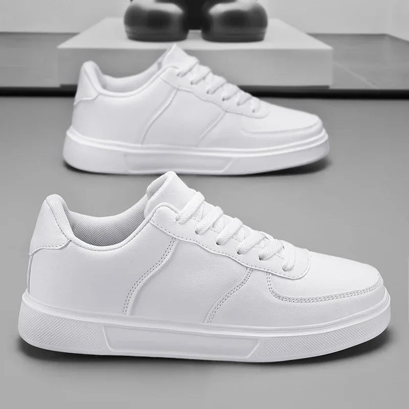 Streetline Men's Clean Simple Sneakers