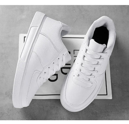 Streetline Men's Clean Simple Sneakers